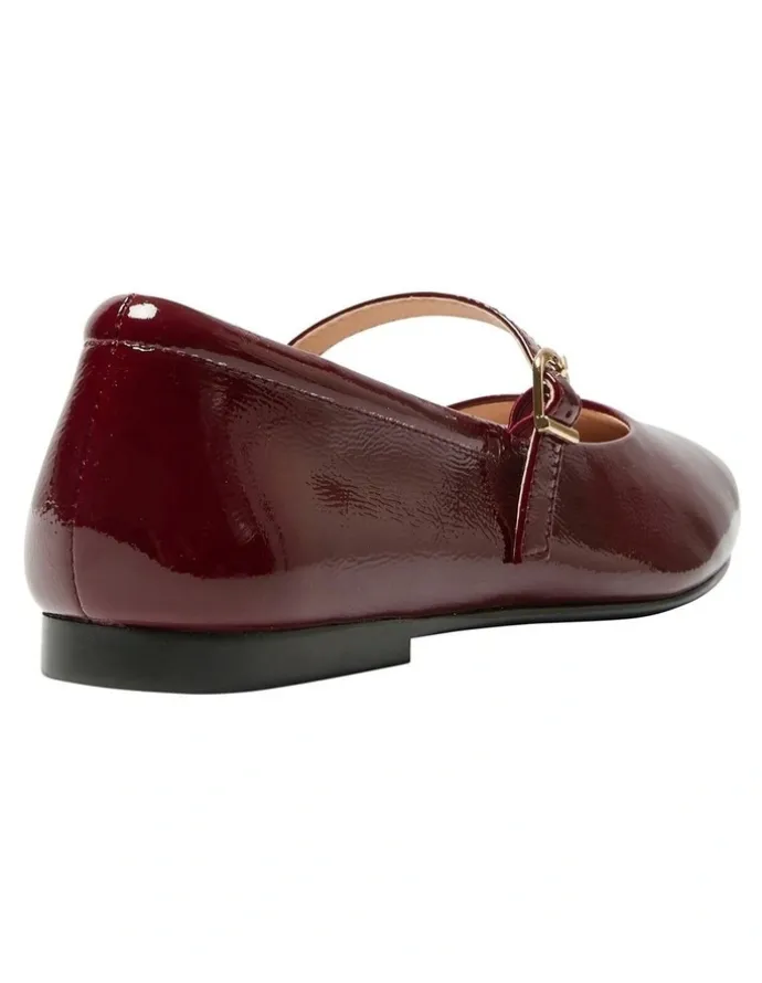Easy Steps Athena Flat shoes in Wine Patent Leather
