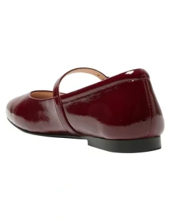 Easy Steps Athena Flat shoes in Wine Patent Leather