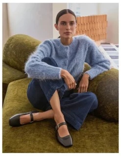 Easy Steps Bonnie Ballet Flats in Black Leather