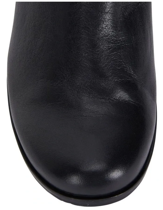 Easy Steps Brady Boots in Black Glove