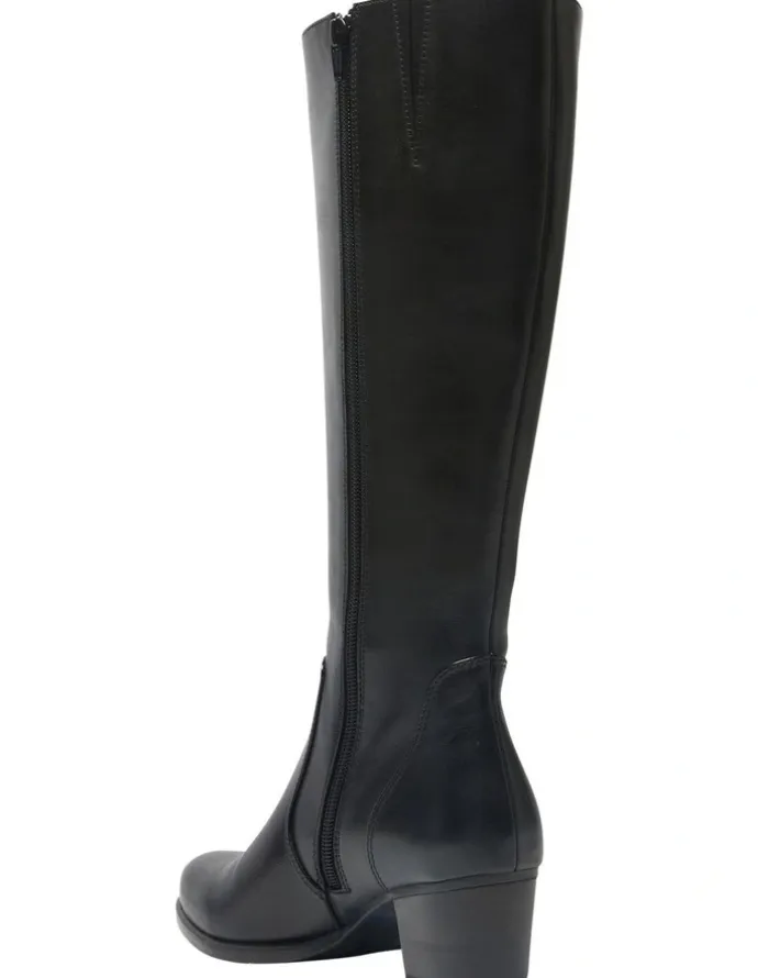 Easy Steps Cadillac Boots in Black Glove
