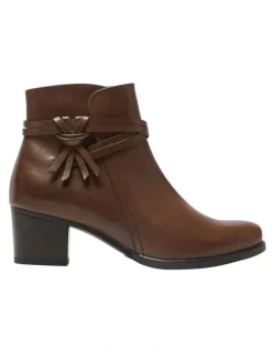 Easy Steps Carlton Boot in Brown Leather