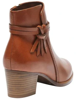 Easy Steps Carlton Mid Glove Boots in Brown