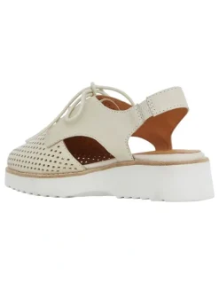 Easy Steps Damaris Flat Shoes in Bone Leather