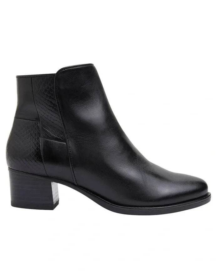 Easy Steps Dapper Glove Boots in Black