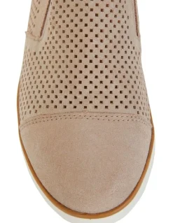 Easy Steps Davis Nude Combo Flat Shoes