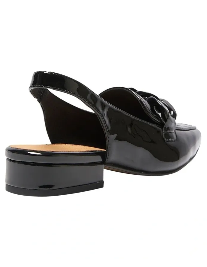 Easy Steps Domino Flat Shoes in Black Crinkle Patent Leather
