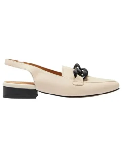Easy Steps Domino Flat Shoes in Ivory/Black