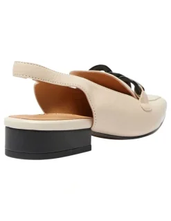 Easy Steps Domino Flat Shoes in Ivory/Black