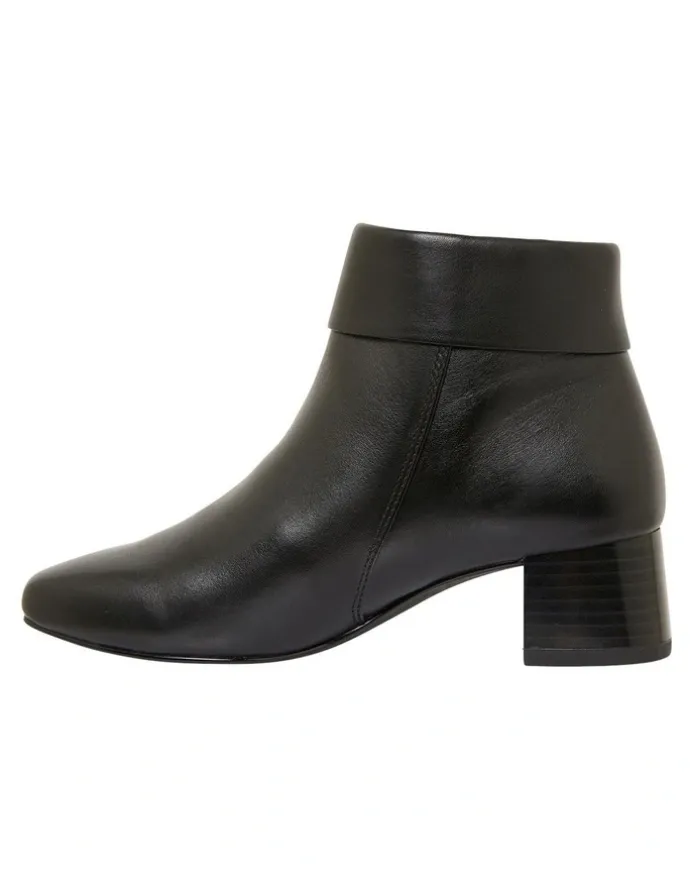 Easy Steps Edward Black Glove Boots
