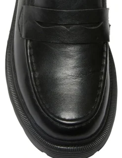 Easy Steps Eleanor Flat Shoes in Black