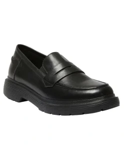 Easy Steps Eleanor Flat Shoes in Black