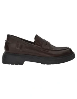 Easy Steps Eleanor Loafers in Chocolate Leather