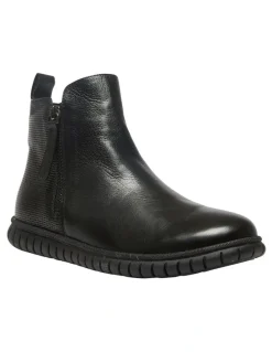 Easy Steps Factor Boots in Black Leather