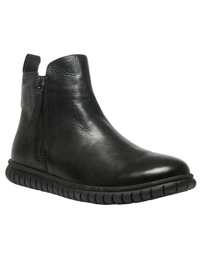 Easy Steps Factor Boots in Black Leather