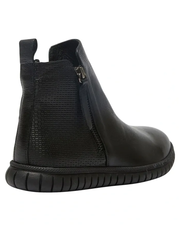Easy Steps Factor Boots in Black Leather