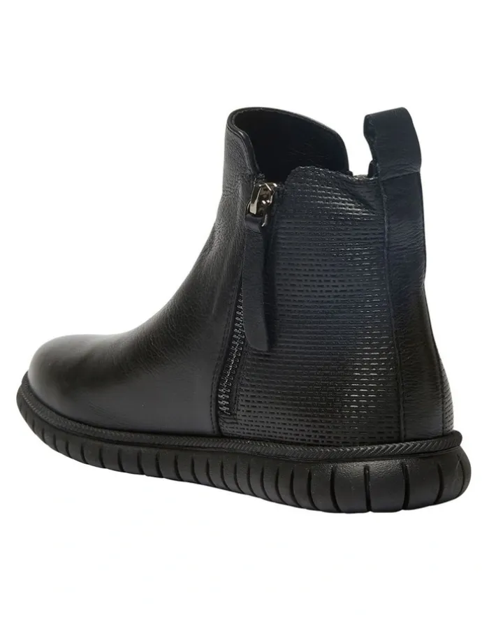Easy Steps Factor Boots in Black Leather