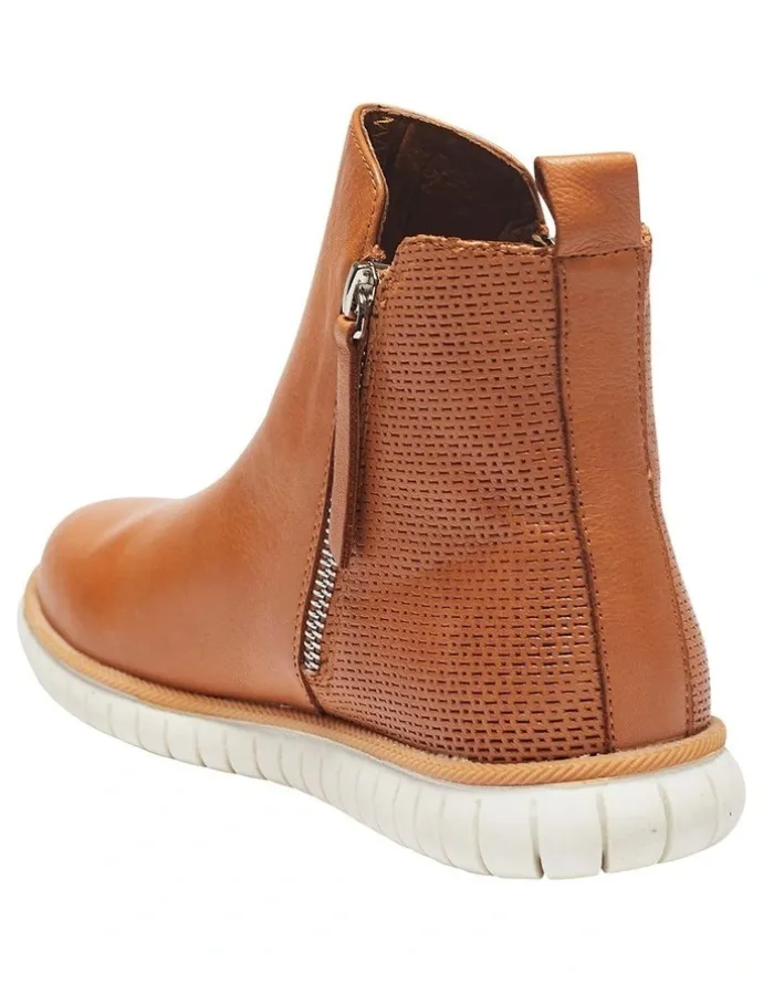 Easy Steps Factor Tan Glove Boots
