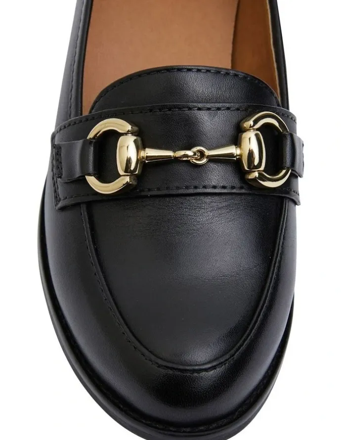 Easy Steps Gala Flat Shoes in Black Glove