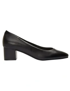Easy Steps Gamma Black Glove Heeled Shoes