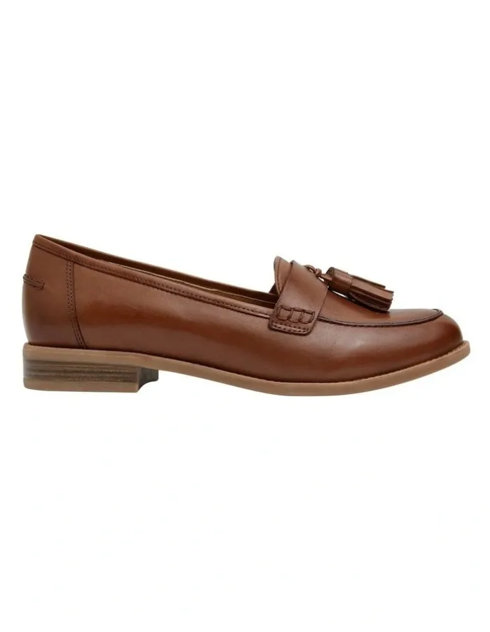 Easy Steps Gazebo Cognac Glove Flat Shoes