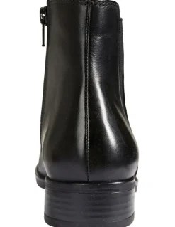 Easy Steps Glasgow Boots in Black Glove
