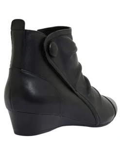 Easy Steps Glove Boots Seville Black