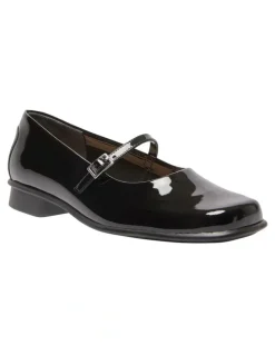 Easy Steps Katrina Flat Shoes in Black Patent