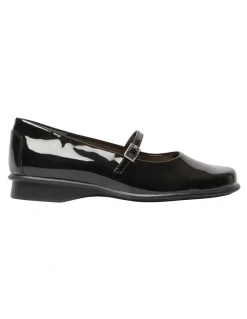 Easy Steps Katrina Flat Shoes in Black Patent