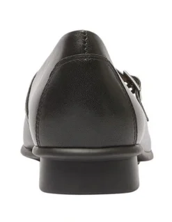 Easy Steps Katrina Flat Shoes in Black Leather