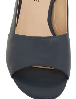 Easy Steps Macy Sandals in Navy Leather