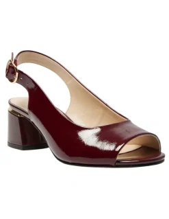 Easy Steps Martina Heeled Sandals in Wine Patent