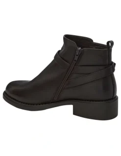 Easy Steps Milson Boots in Brown Leather