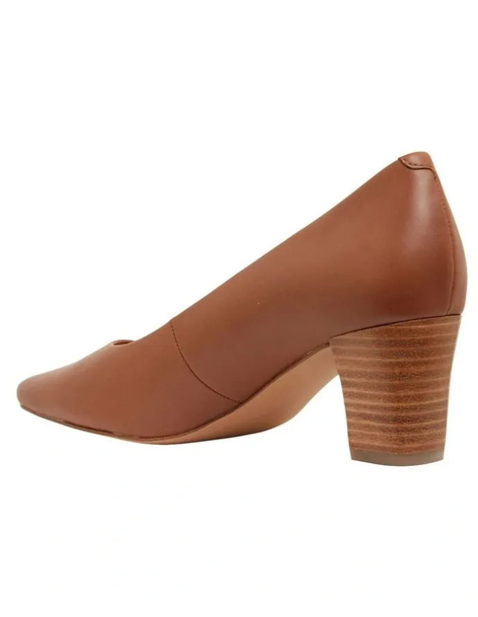 Easy Steps Nicole Cognac Glove Heeled Shoes in Cognac Glove
