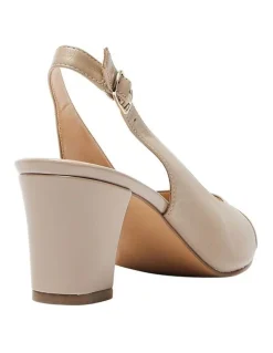 Easy Steps Nikita Heeled Shoes in Nude/Patent Glove