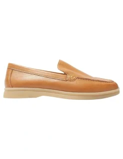 Easy Steps Orlando Loafers in Tan Leather