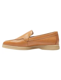 Easy Steps Orlando Loafers in Tan Leather