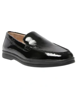 Easy Steps Orlando Loafers in Black Crinkle Patent Leather