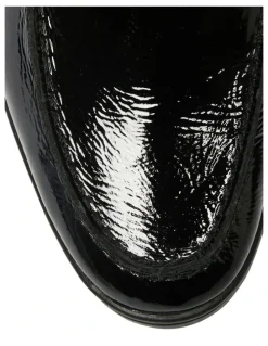 Easy Steps Orlando Loafers in Black Crinkle Patent Leather