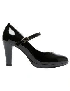Easy Steps Otis Heeled Shoes in Black Patent Leather