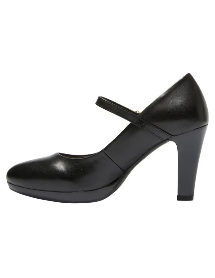 Easy Steps Otis Heeled Shoes in Black Leather