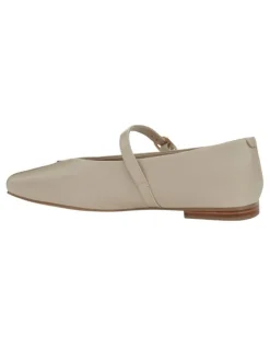 Easy Steps Pearl Ballet Flats in Ivory Leather