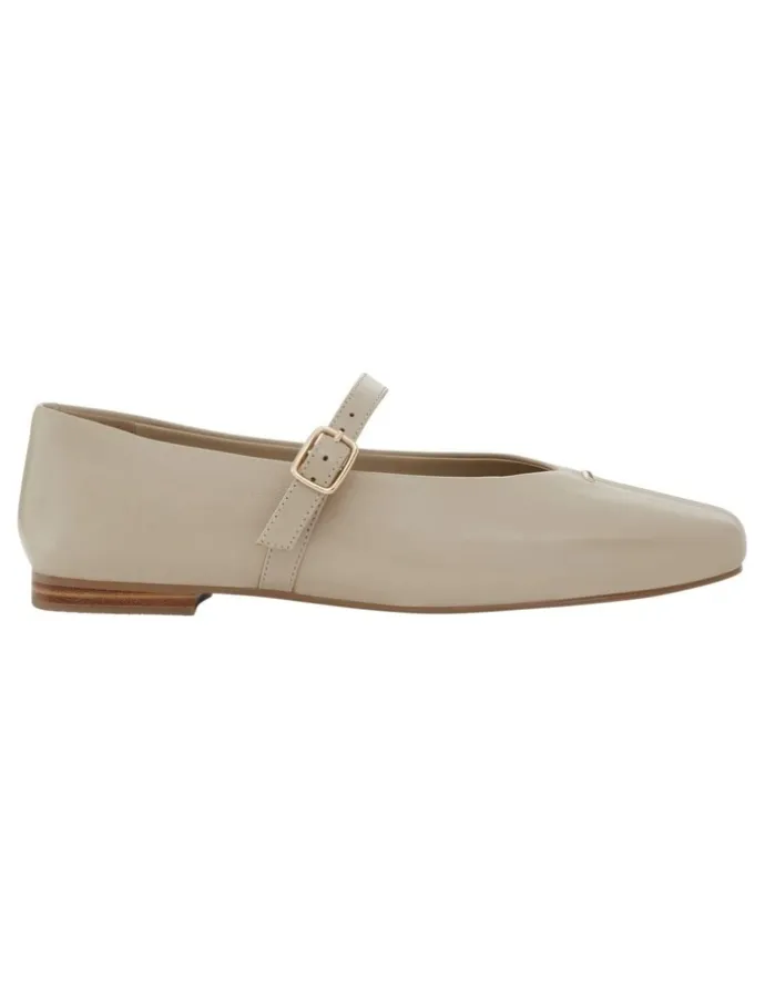 Easy Steps Pearl Ballet Flats in Ivory Leather