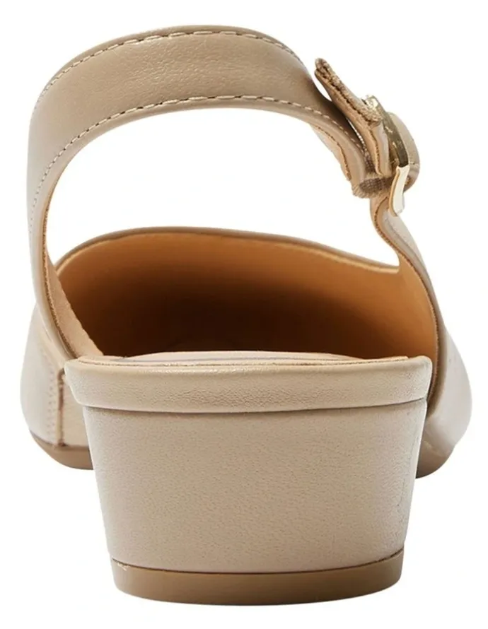 Easy Steps Ramsey Heeled Shoes in Nude Glove