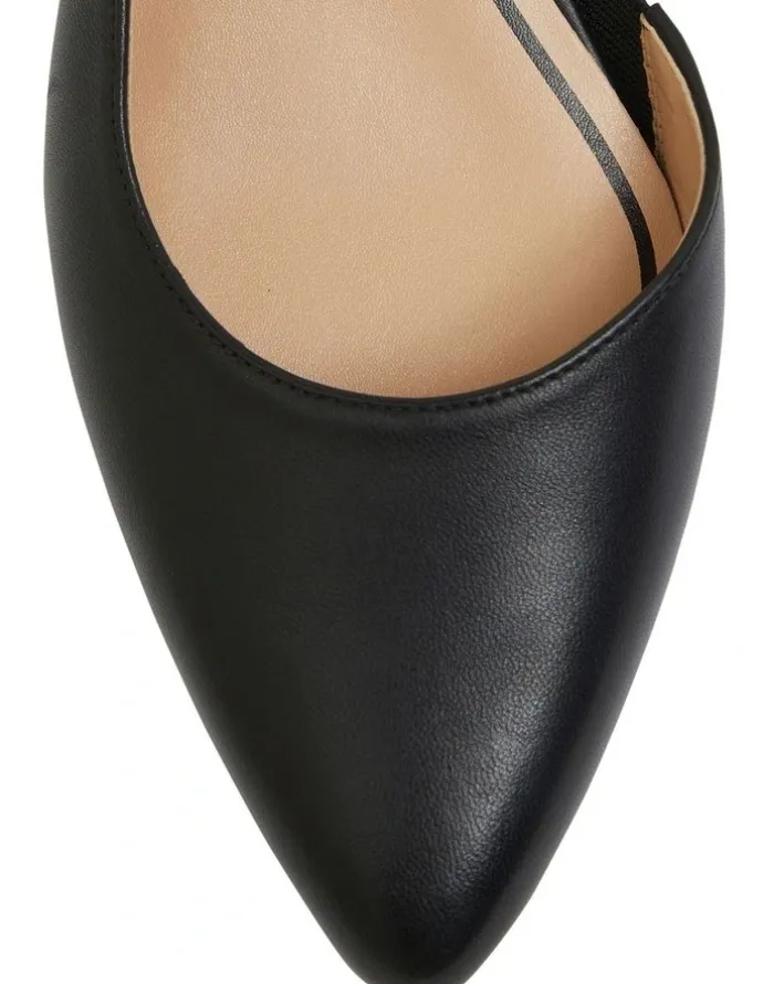 Easy Steps Ramsey Heeled Ballet in Black Leather