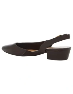 Easy Steps Ramsey Heeled Shoes in Chocolate Leather