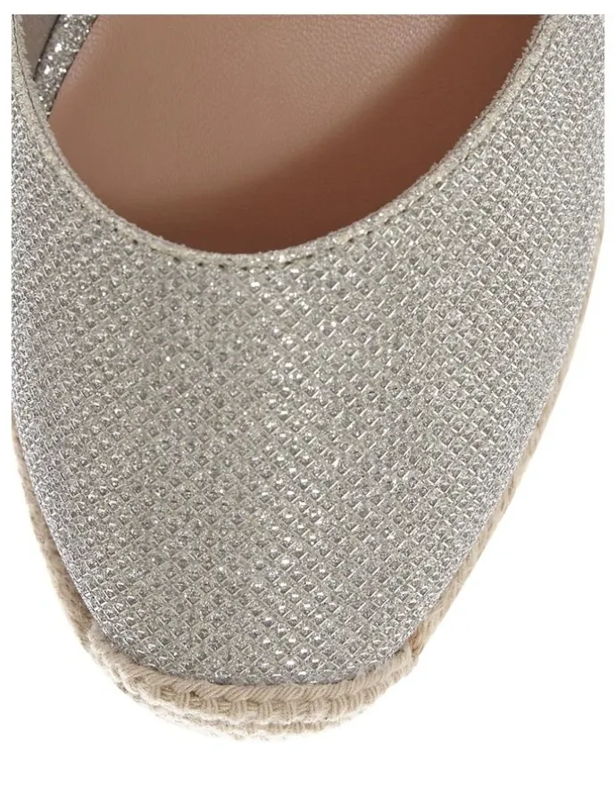 Easy Steps Santos Sandals in Silver Fabric
