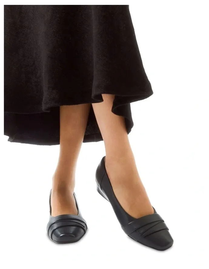 Easy Steps Saturn Heeled Shoes in Navy Glove