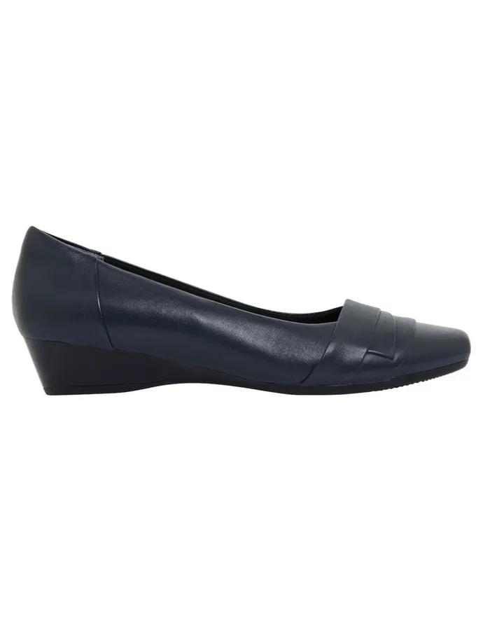 Easy Steps Saturn Heeled Shoes in Navy Glove