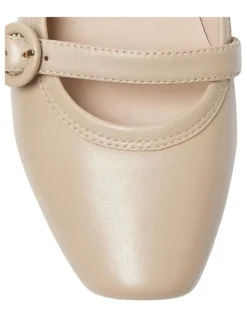 Easy Steps Savoy Heeled Leather Shoes in Nude